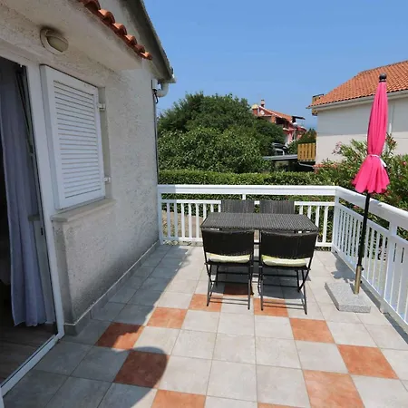 In - Insel Krk 14597 * שילו