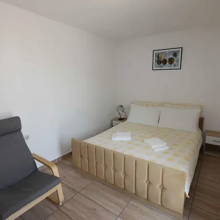 In - Insel Krk 14597 Šilo